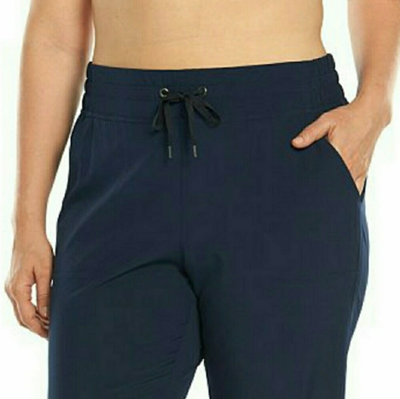 💥SOLD💥 Tek Gear Capris Jogger Pants Size Medium - Picture 2 of 11